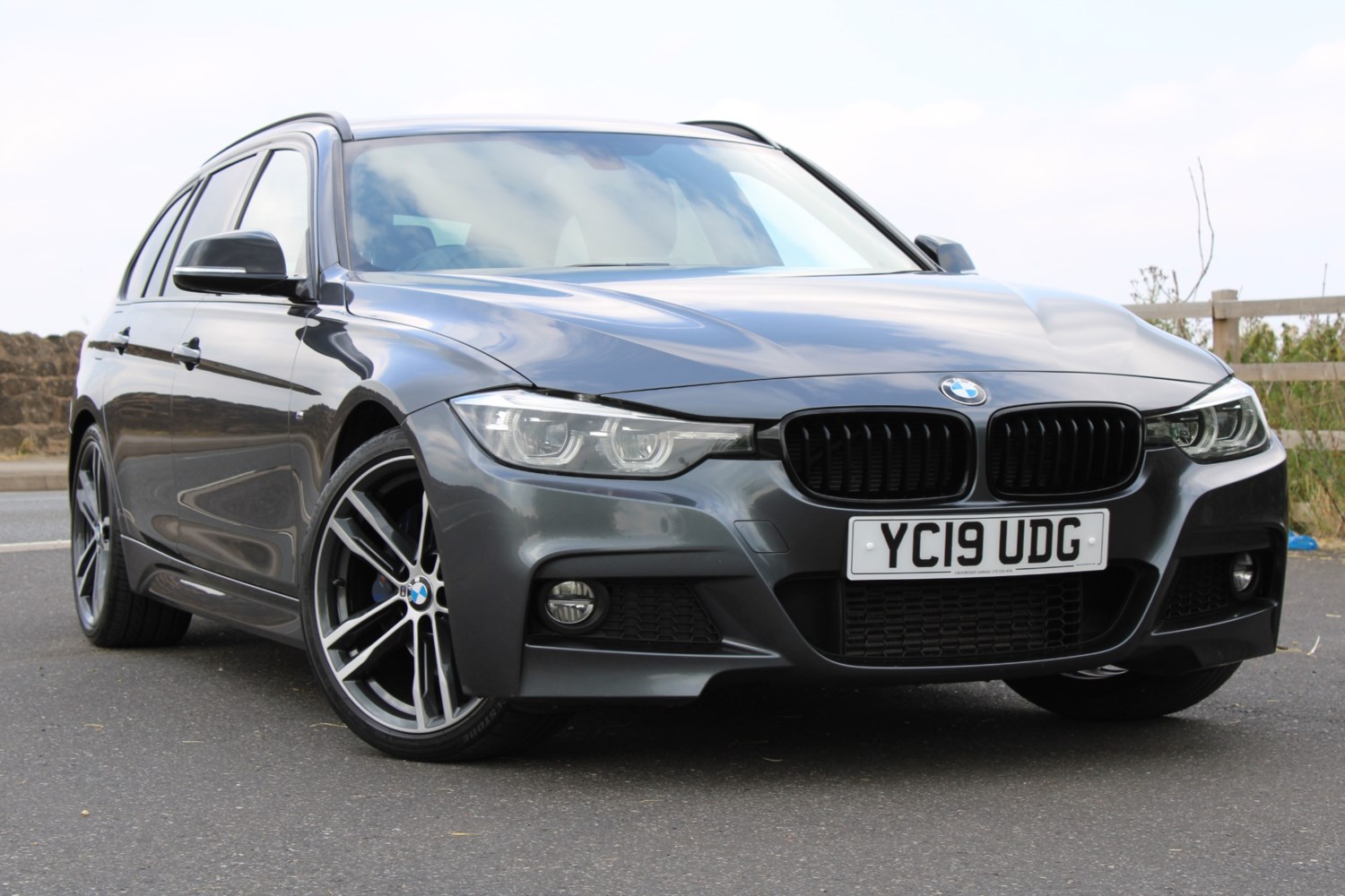 BMW 3 Series Listing Image