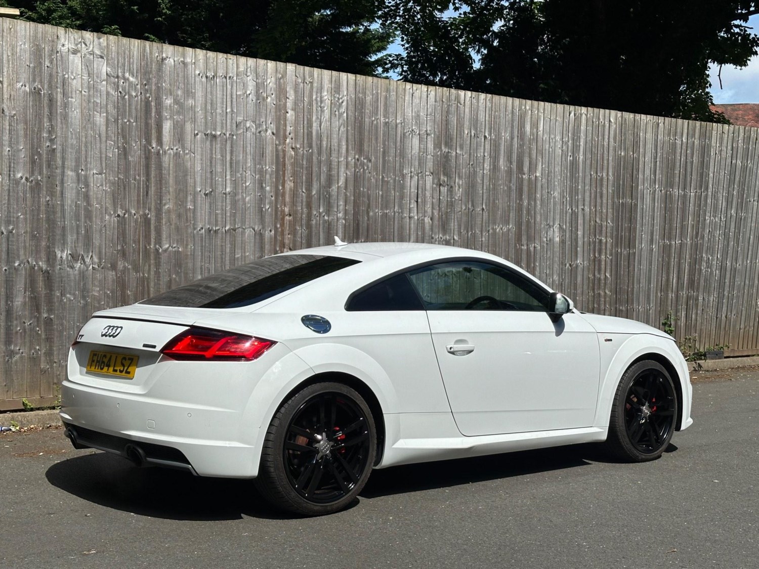 Audi TT Listing Image