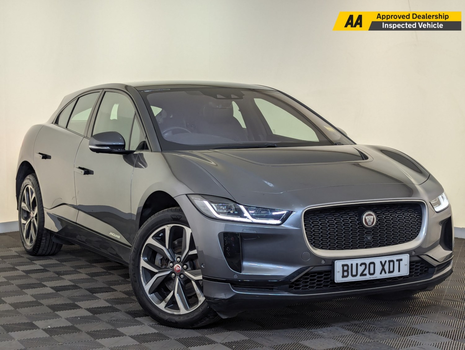 Jaguar I-PACE Listing Image