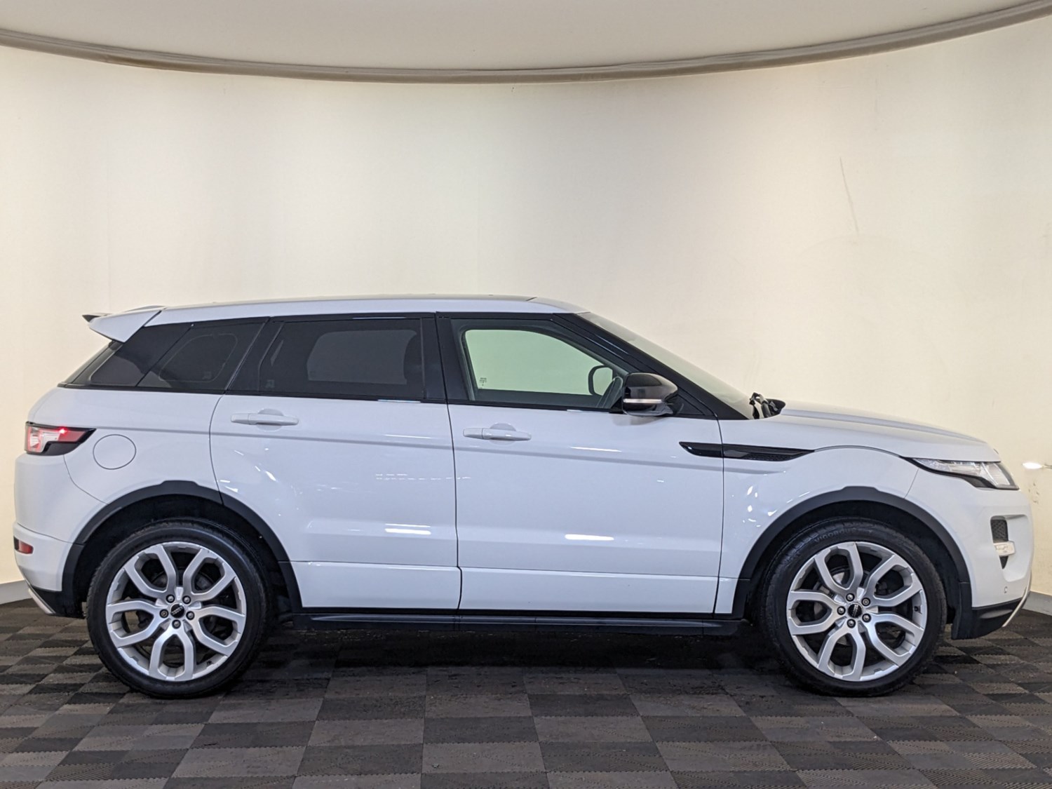 Land Rover Range Rover Evoque Listing Image