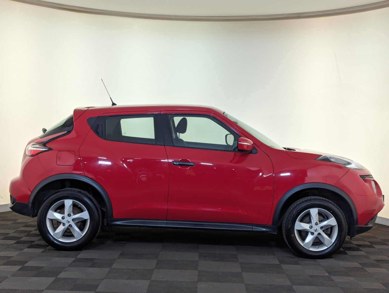 Nissan Juke Listing Image