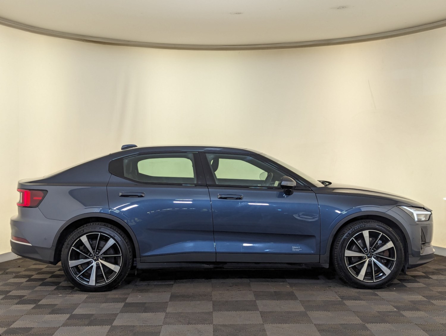 Polestar Polestar 2 Listing Image