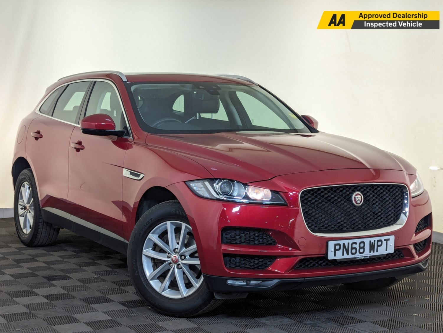 Jaguar F-PACE Listing Image