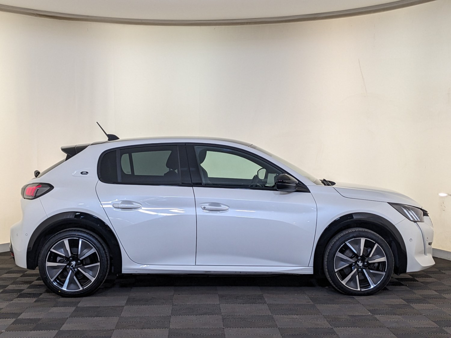 Peugeot 208 Listing Image