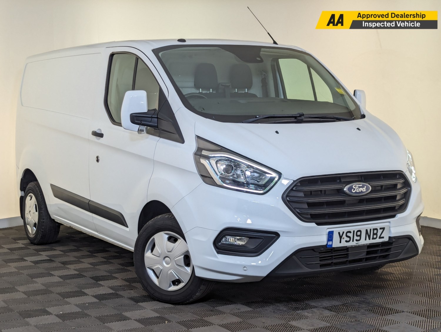 Ford Transit Custom Listing Image