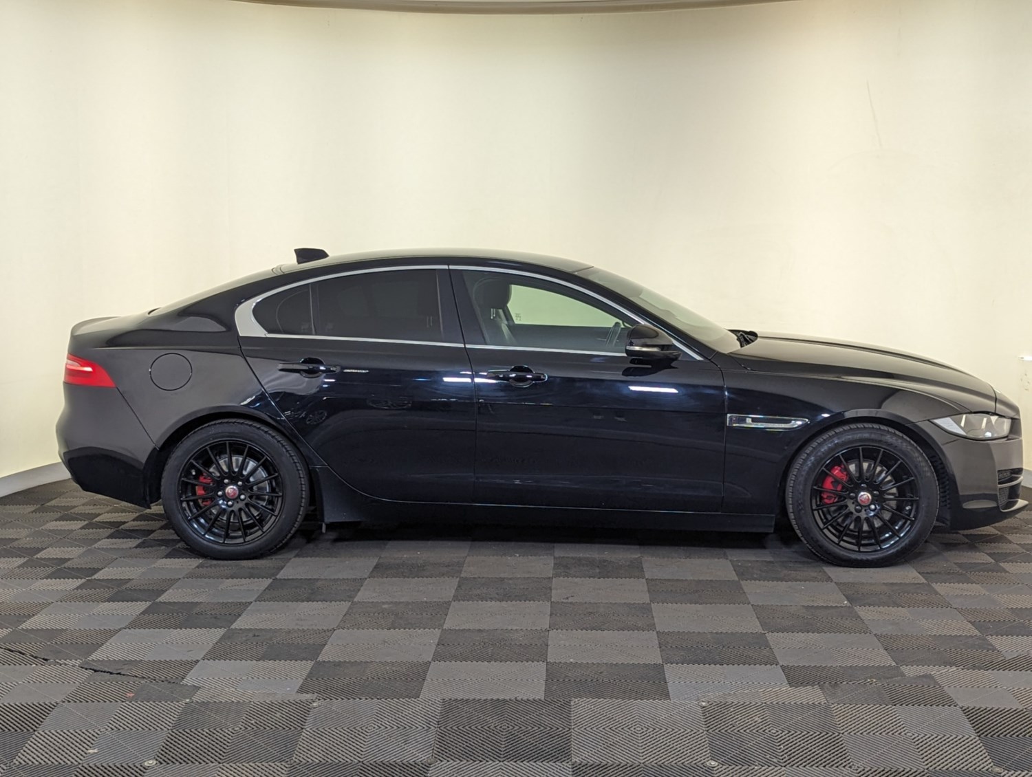 Jaguar XE Listing Image