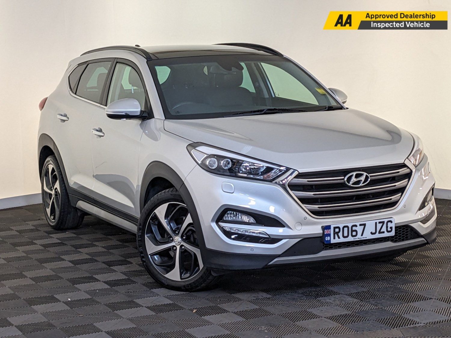 Hyundai TUCSON Listing Image