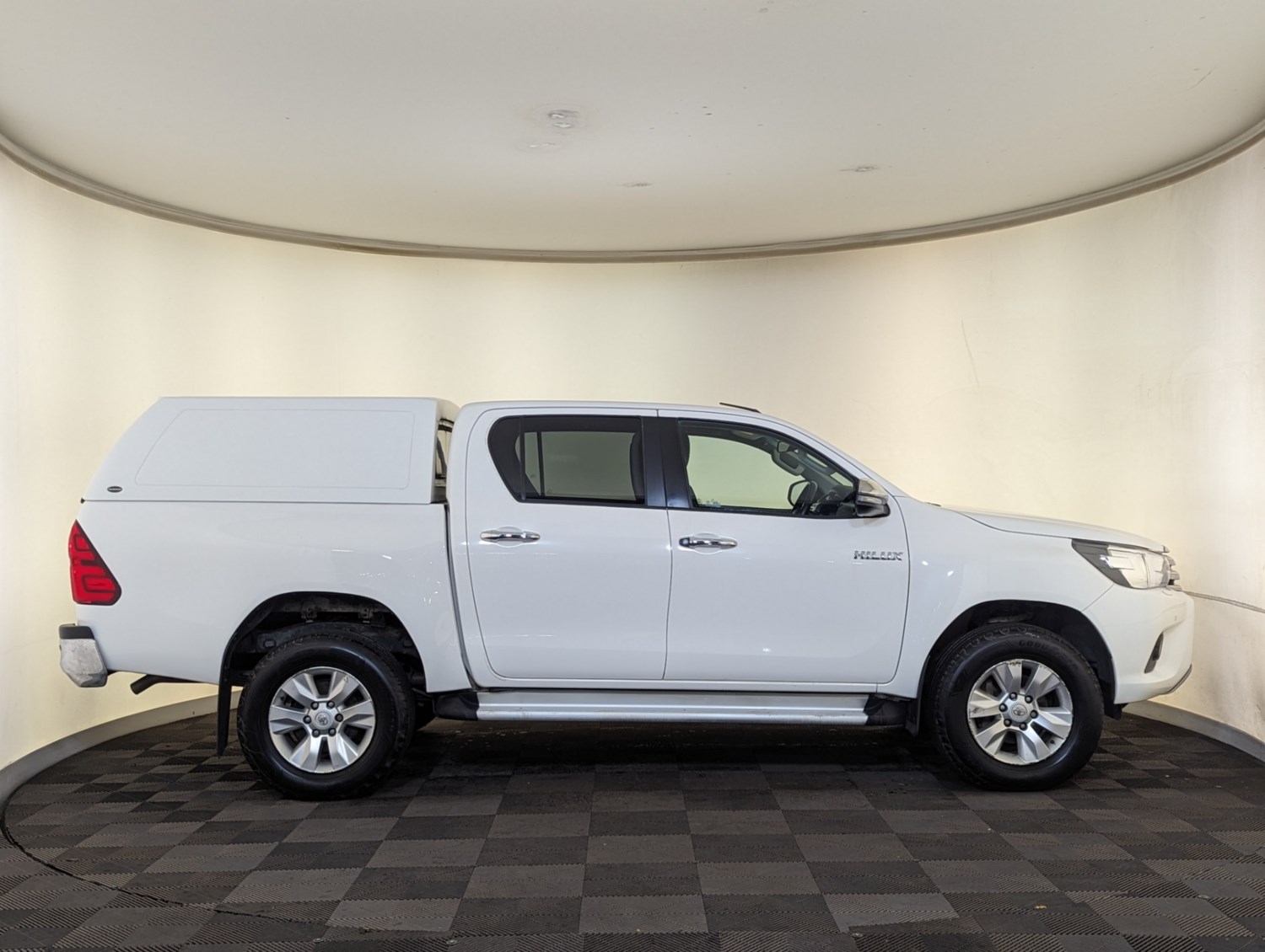 Toyota Hilux Listing Image