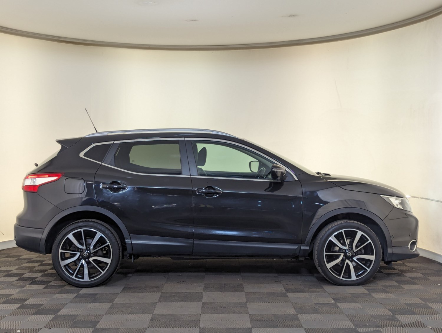 Nissan Qashqai Listing Image