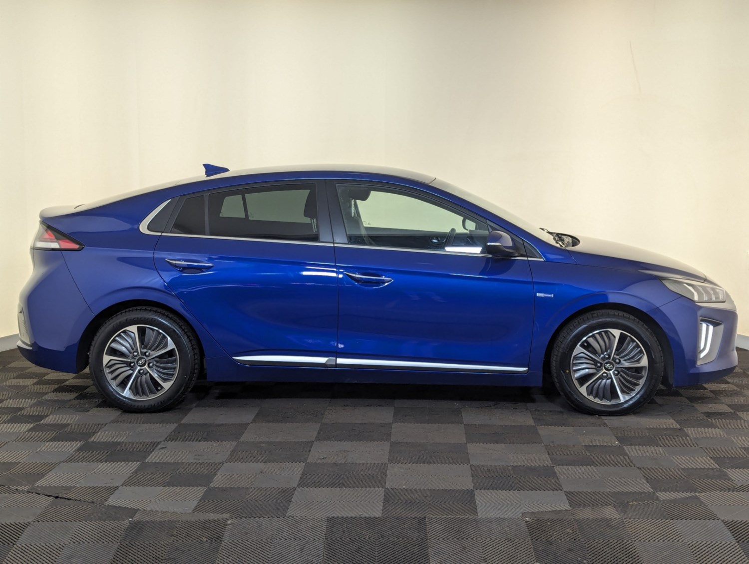 Hyundai IONIQ Listing Image