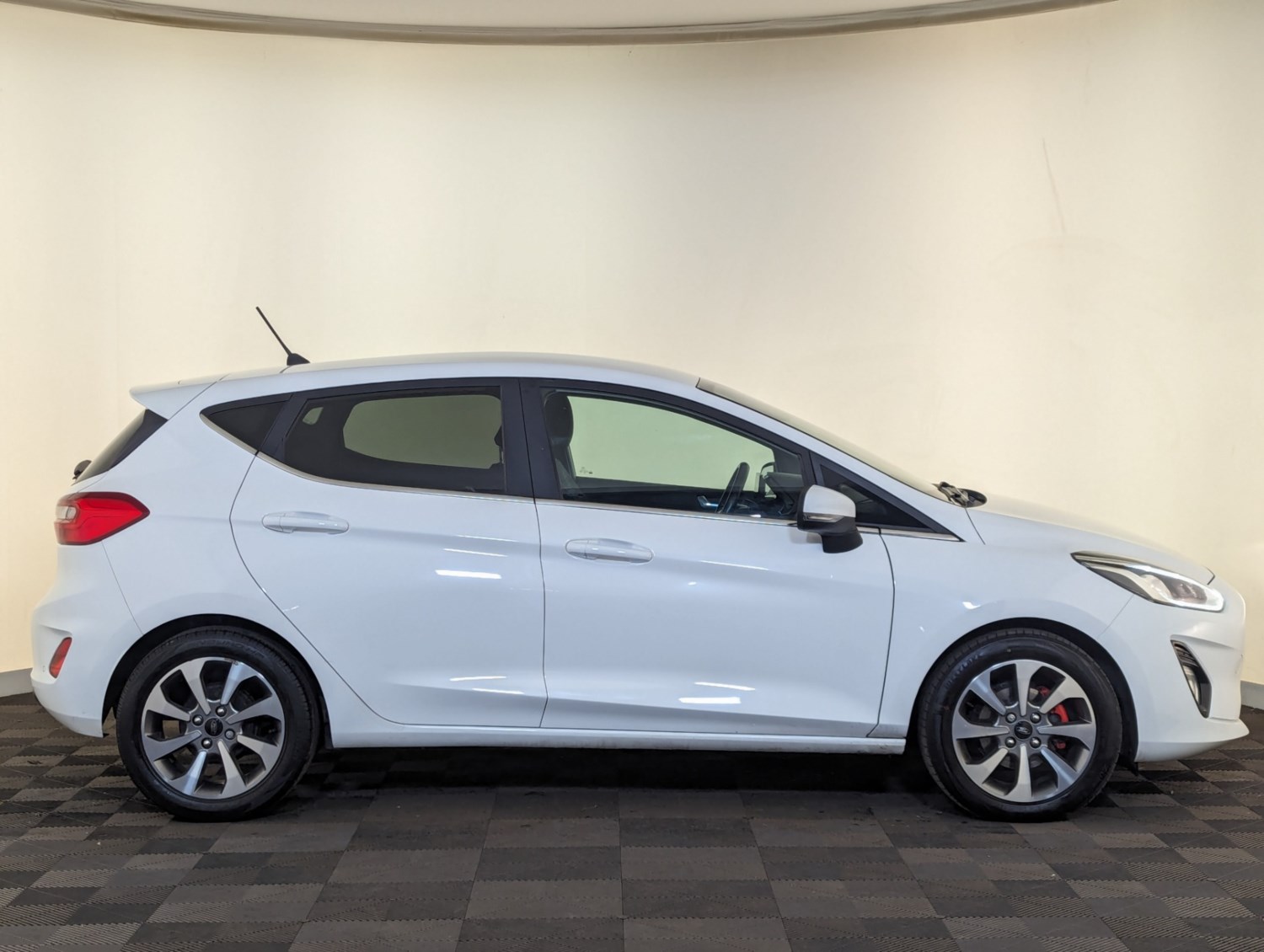 Ford Fiesta Listing Image