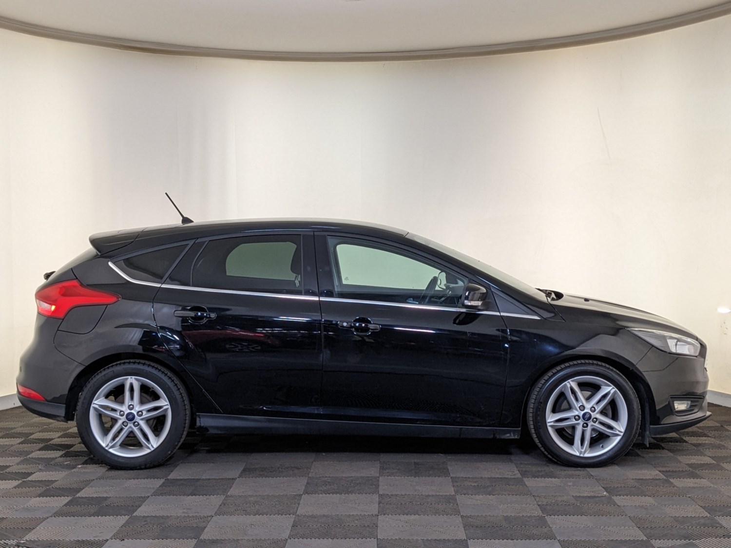 Ford Focus Listing Image