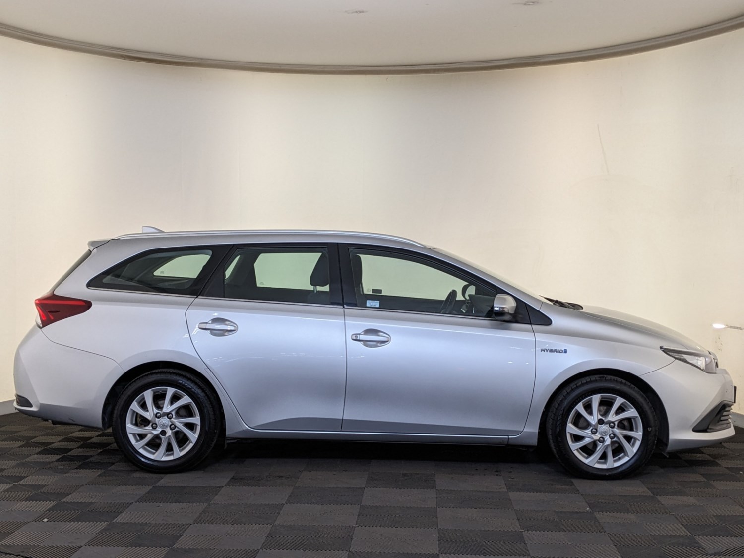 Toyota Auris Listing Image