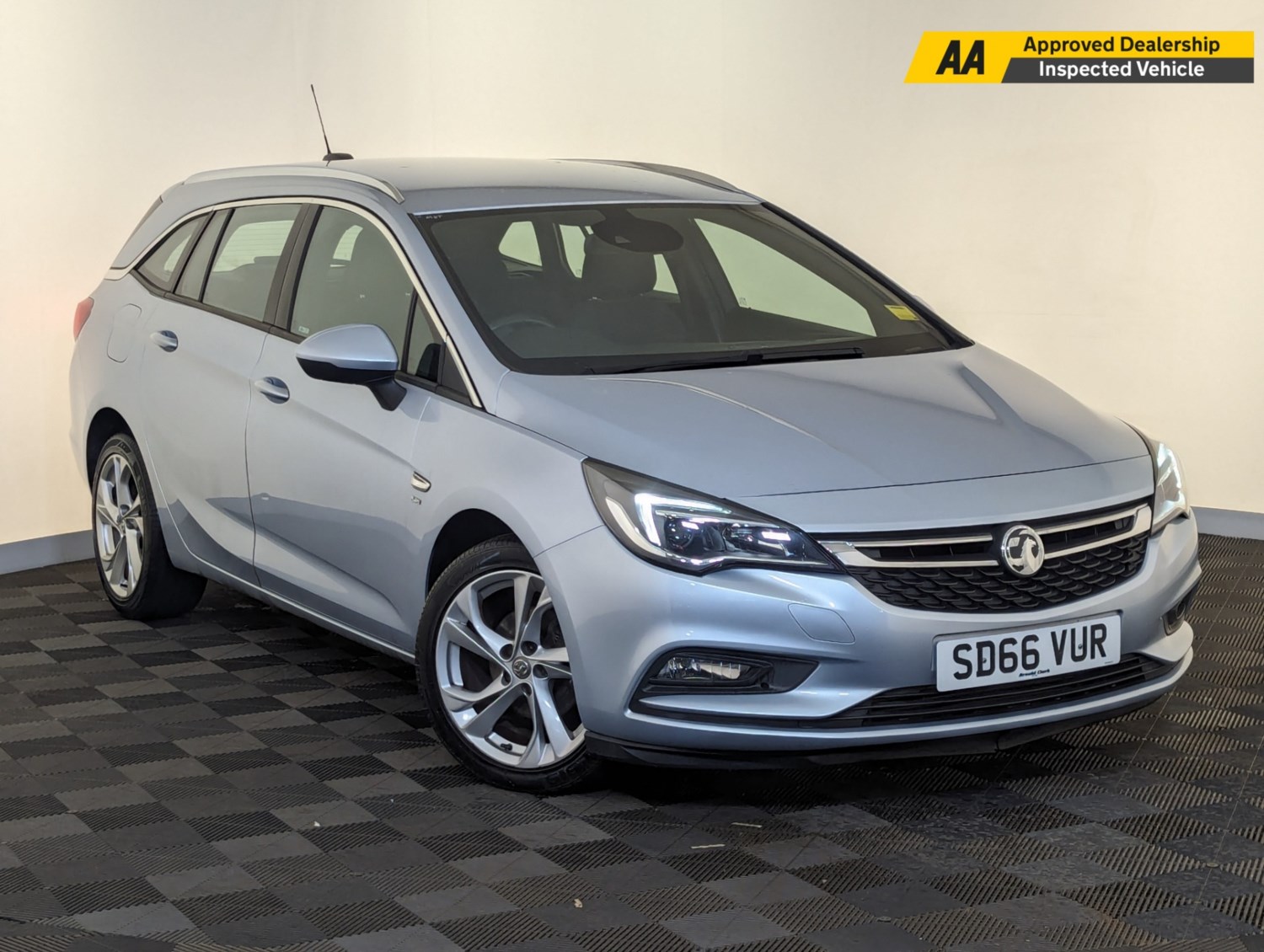 Vauxhall Astra Listing Image