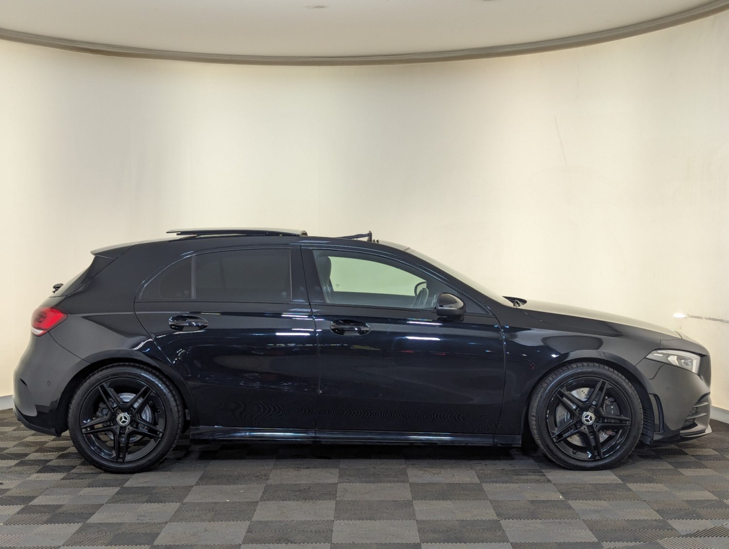 Mercedes-Benz A-Class Listing Image