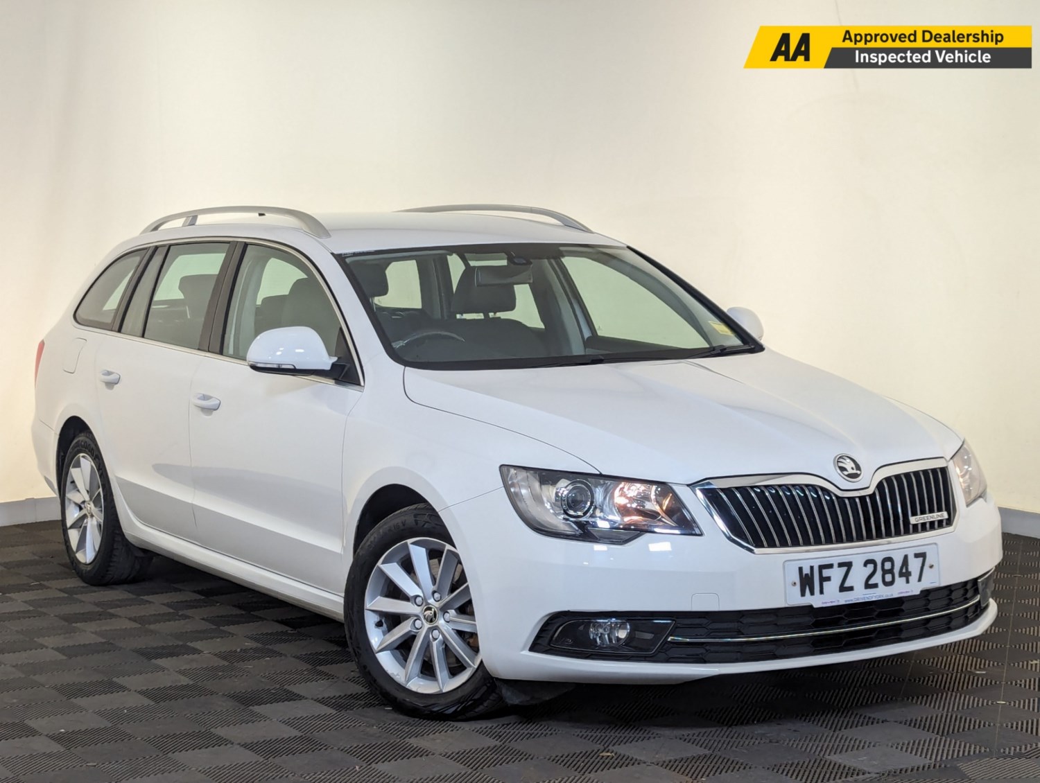 Skoda Superb Listing Image