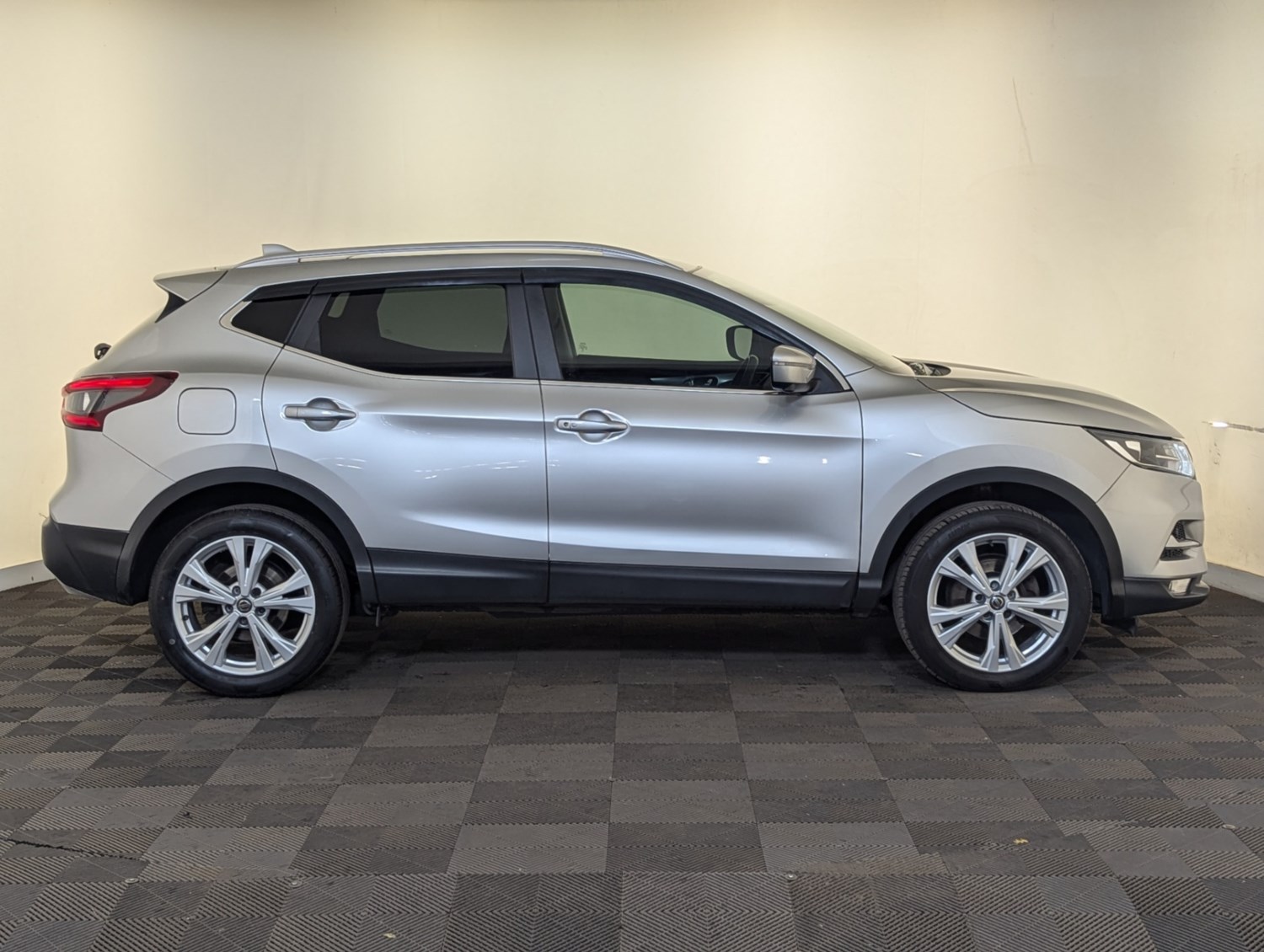 Nissan Qashqai Listing Image