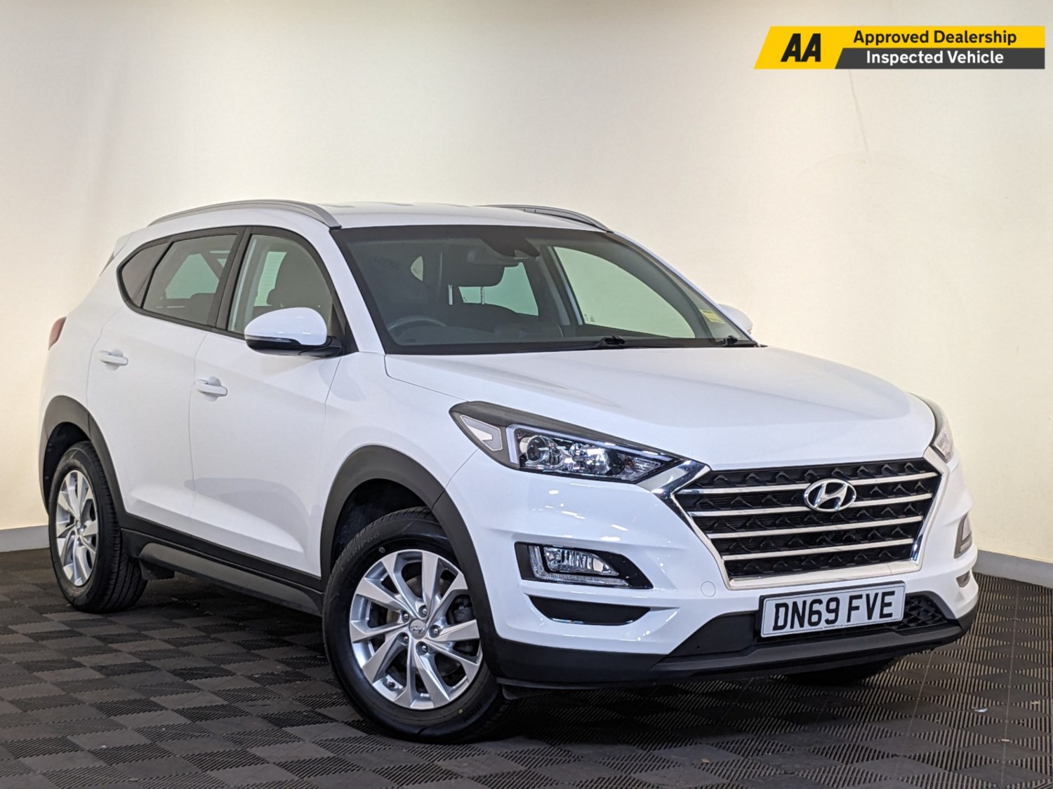 Hyundai TUCSON Listing Image