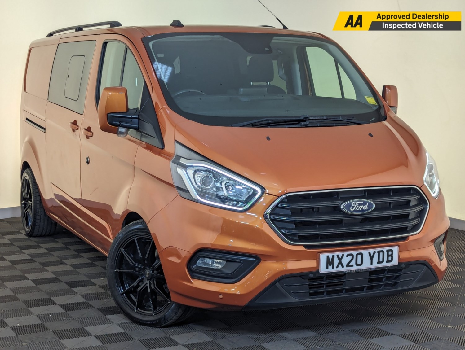 Ford Transit Custom Listing Image