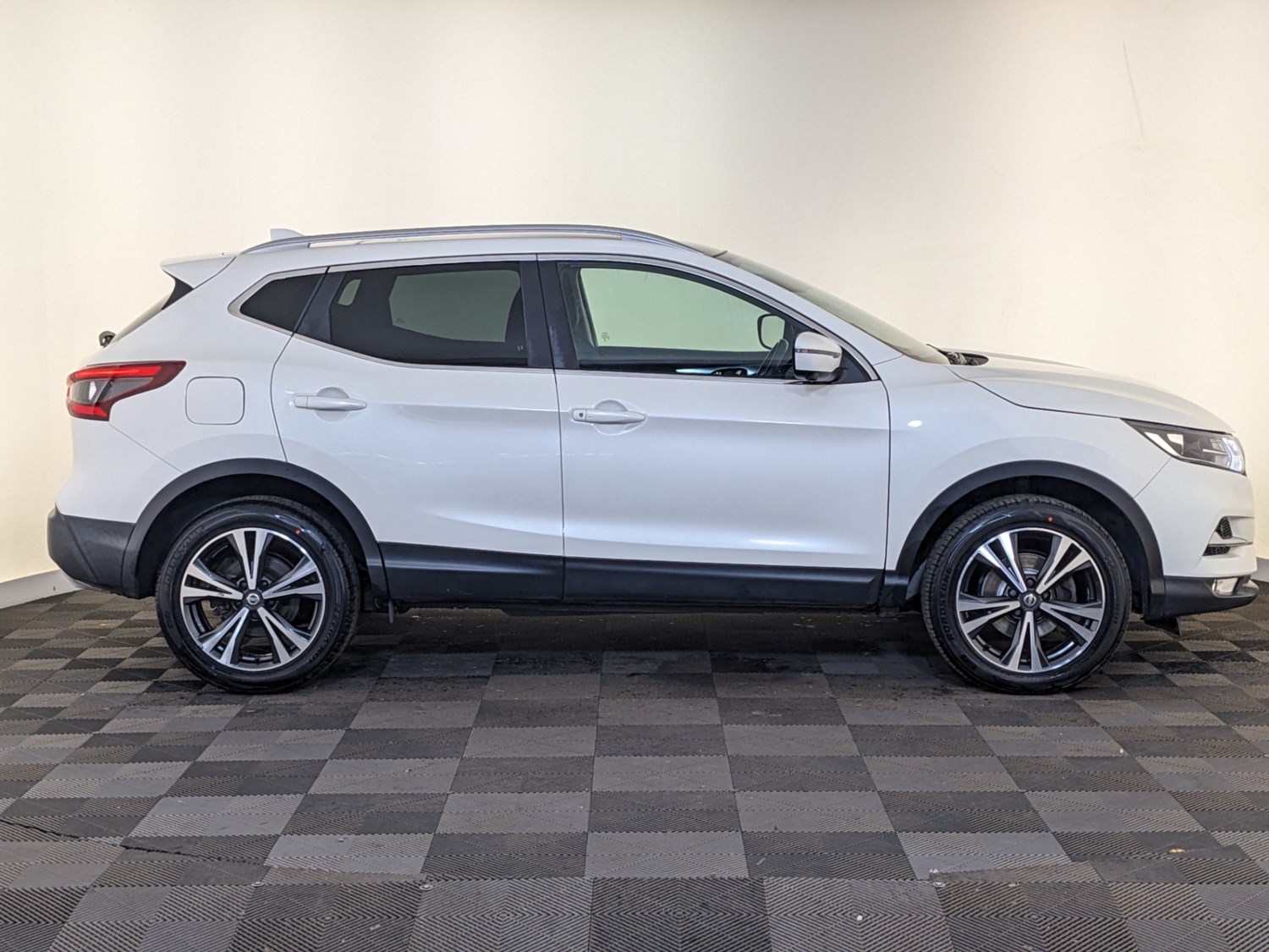 Nissan Qashqai Listing Image