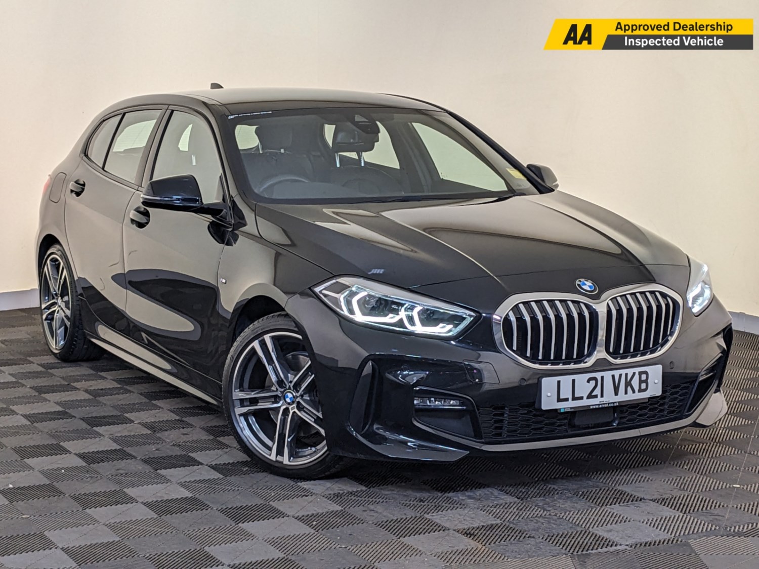 BMW 1 Series Listing Image