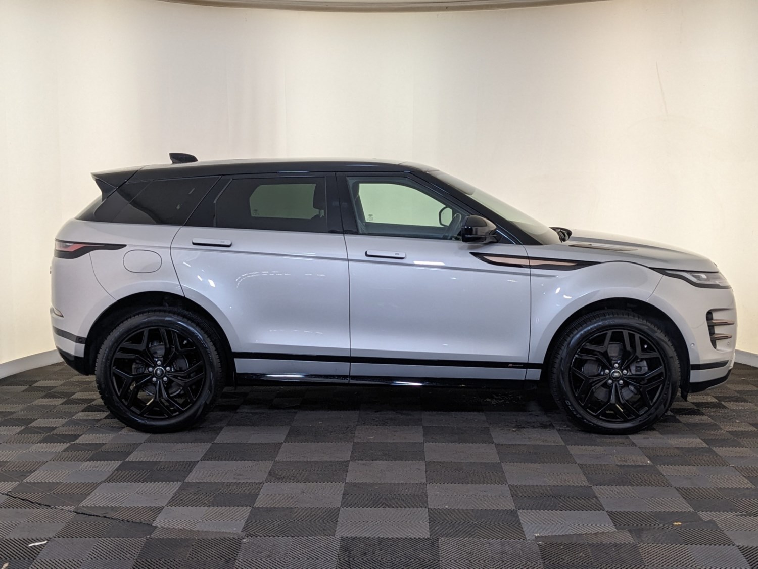 Land Rover Range Rover Evoque Listing Image