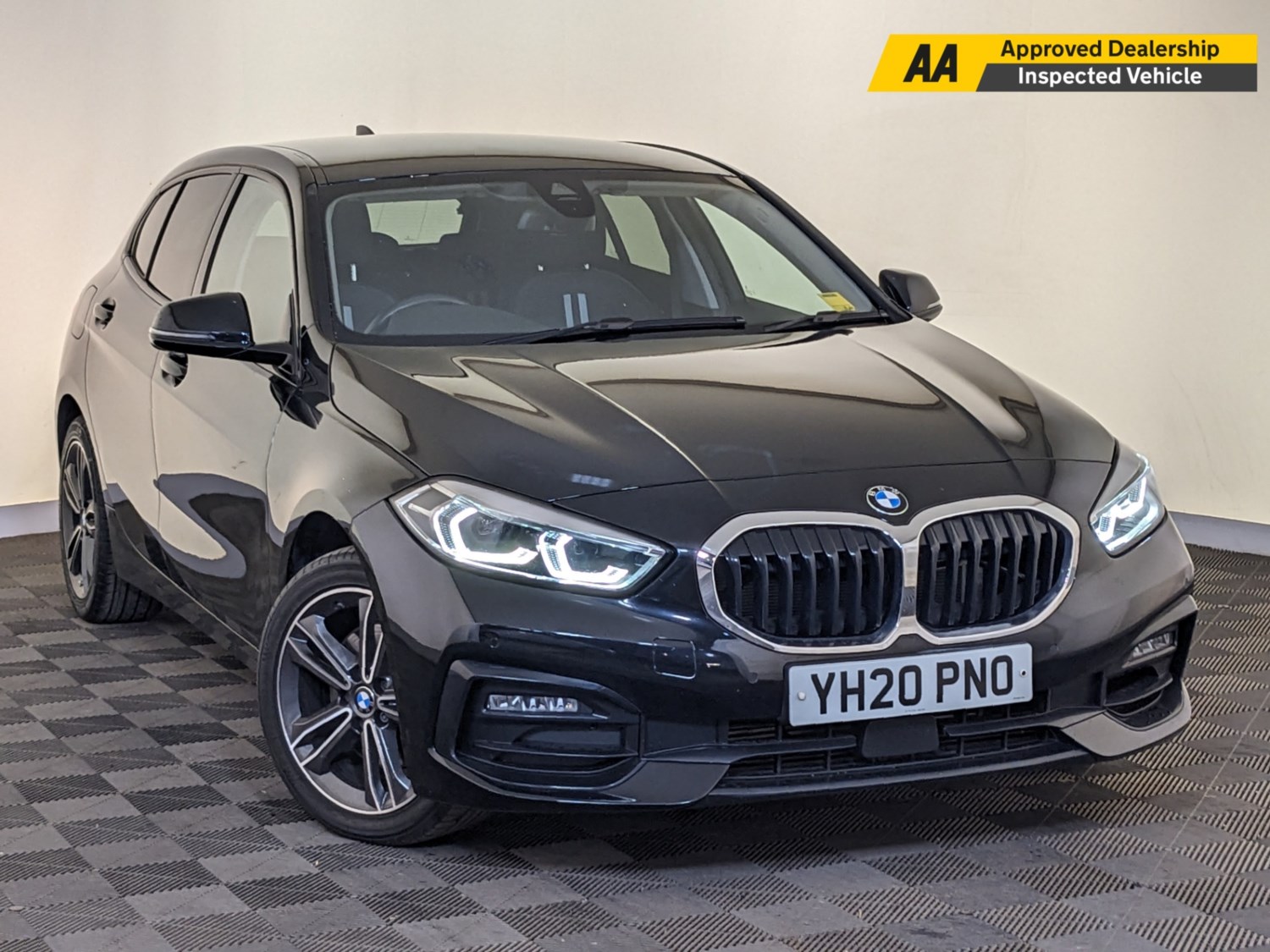 BMW 1 Series Listing Image