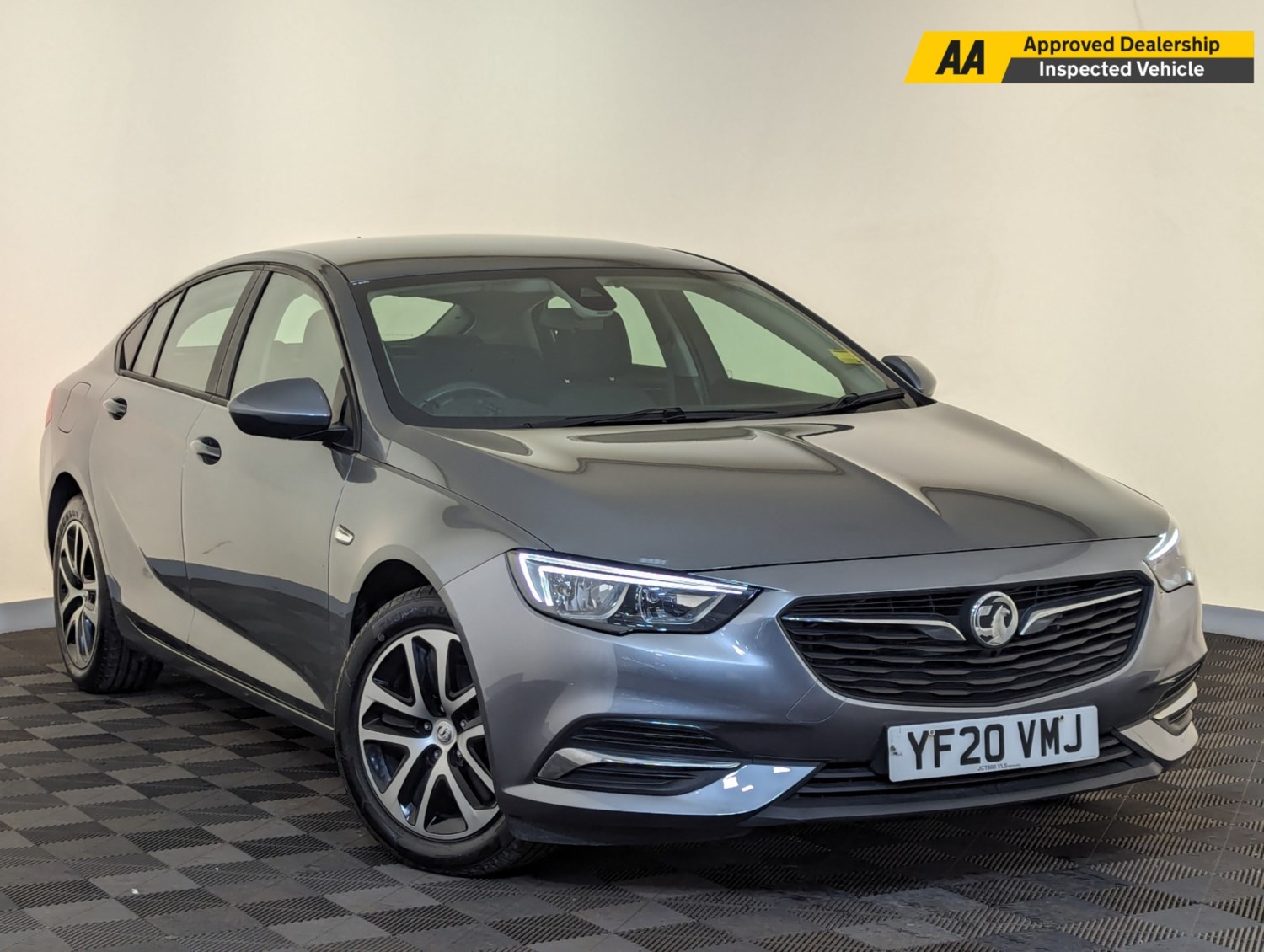 Vauxhall Insignia Listing Image