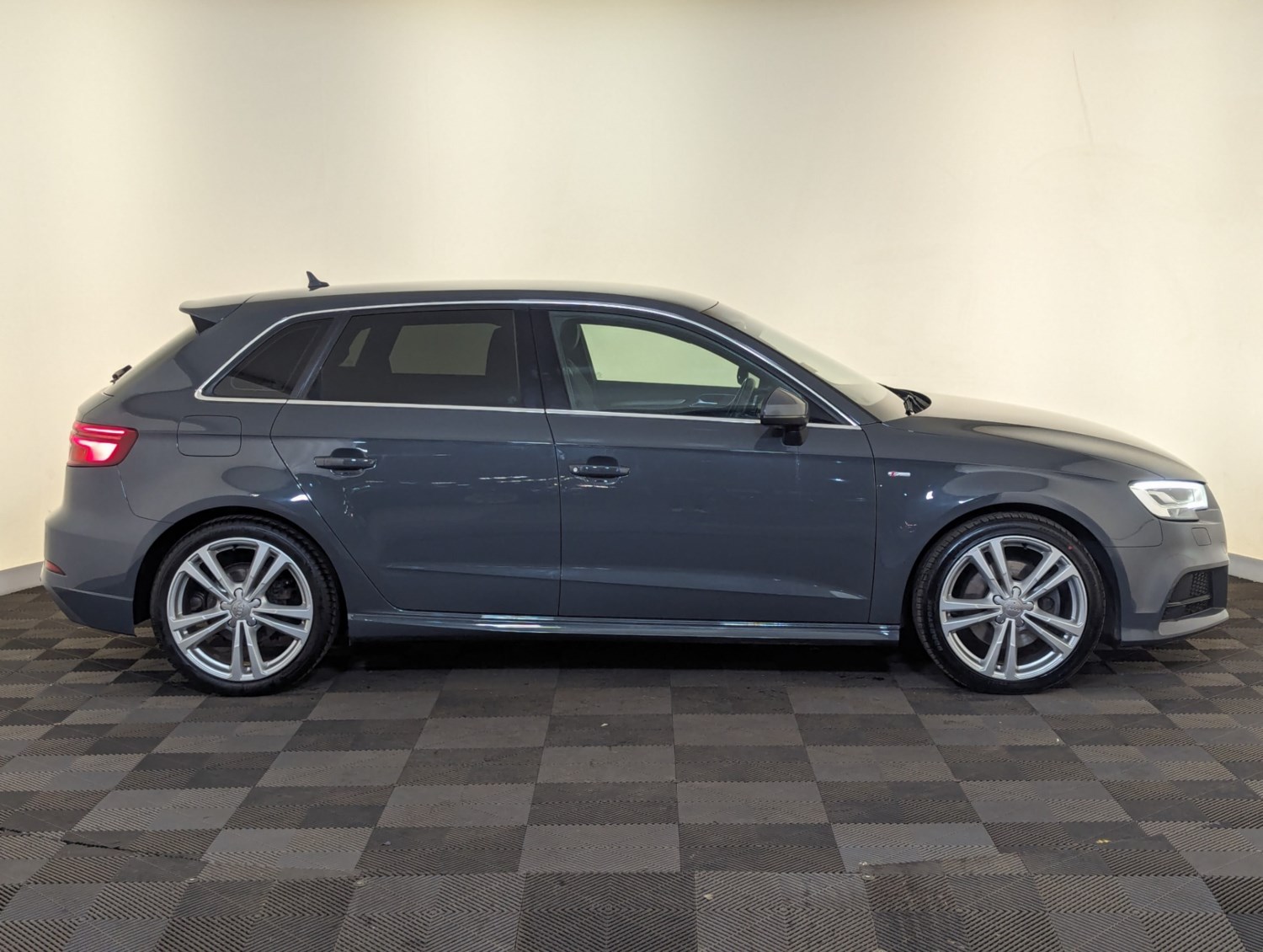 Audi A3 Listing Image