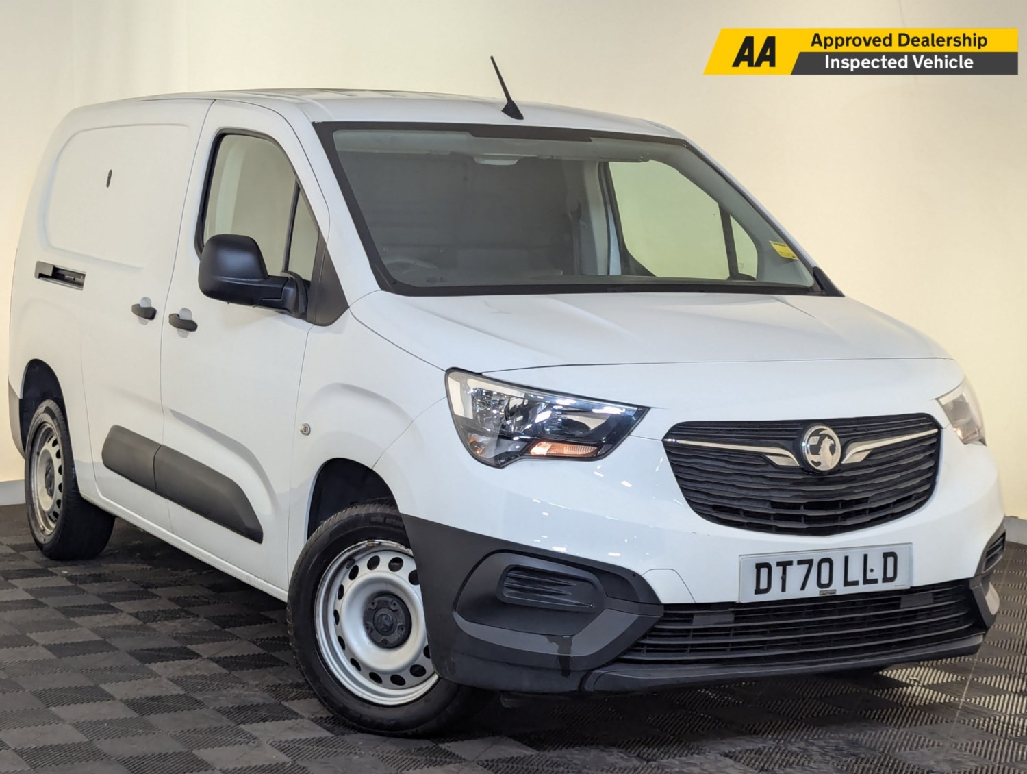 Vauxhall Combo Listing Image