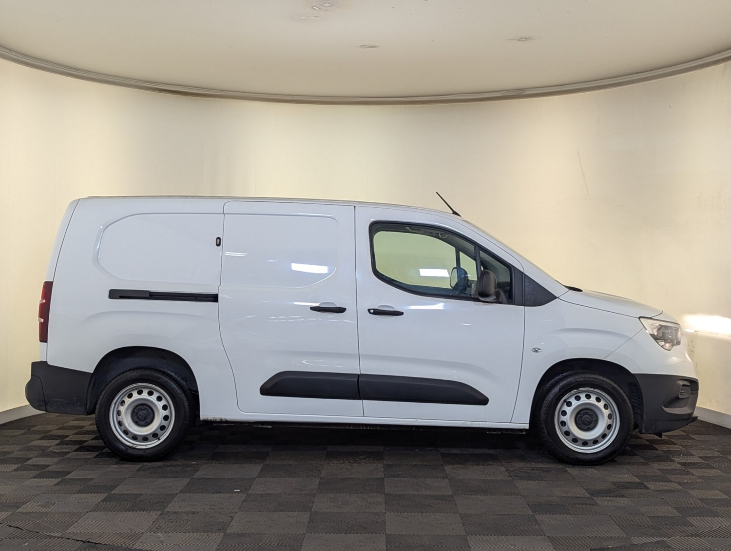 Vauxhall Combo Listing Image