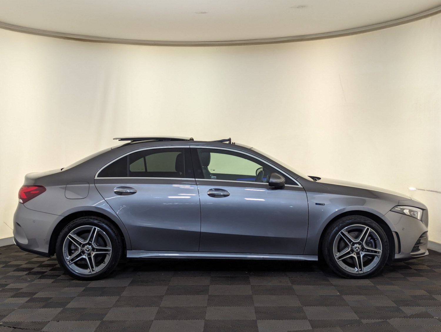 Mercedes-Benz A-Class Listing Image