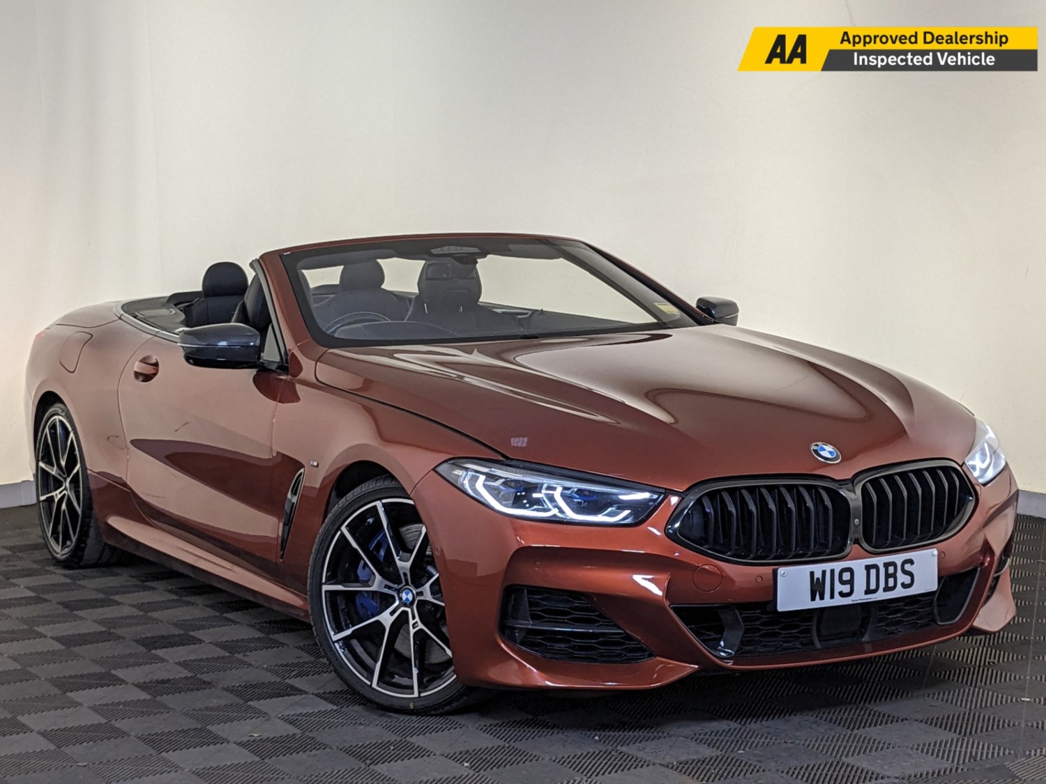 BMW 8 Series Listing Image