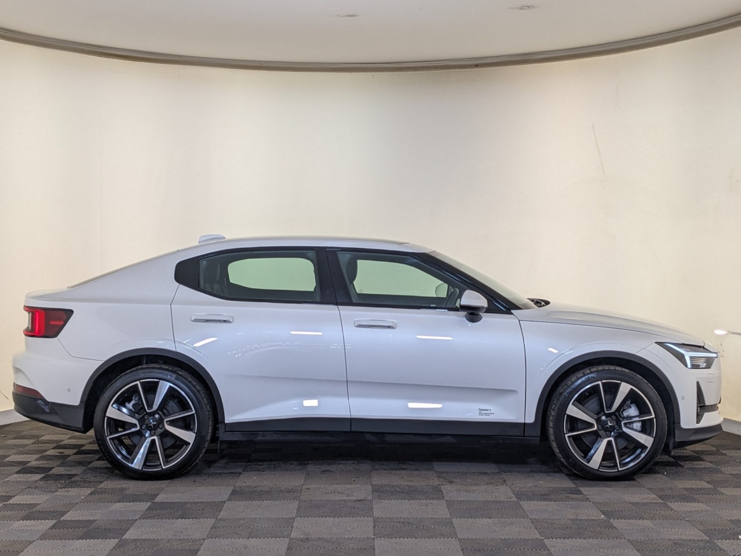 Polestar Polestar 2 Listing Image