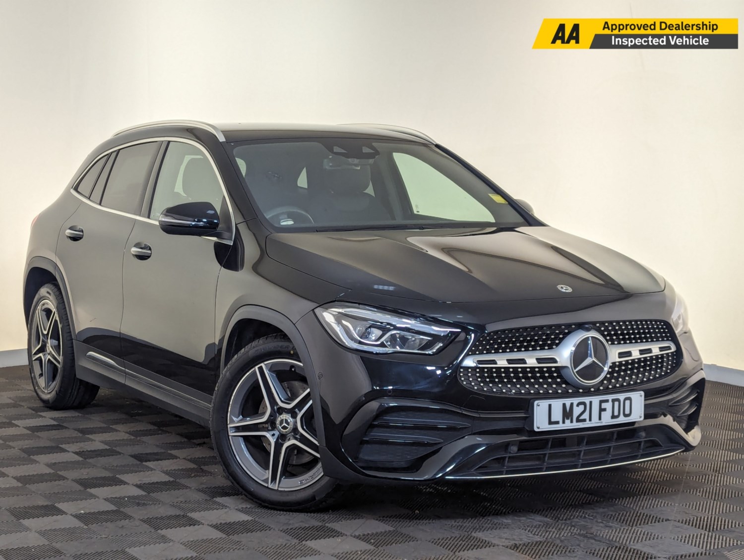 Mercedes-Benz GLA Listing Image