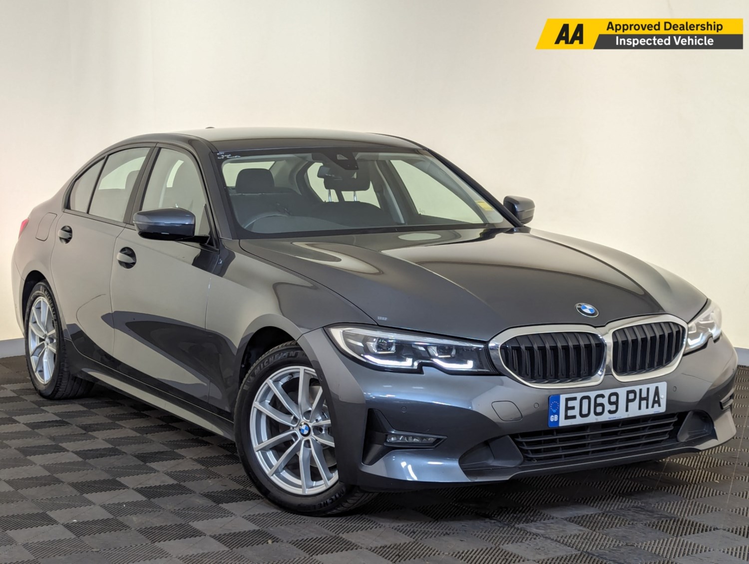 BMW 3 Series Listing Image