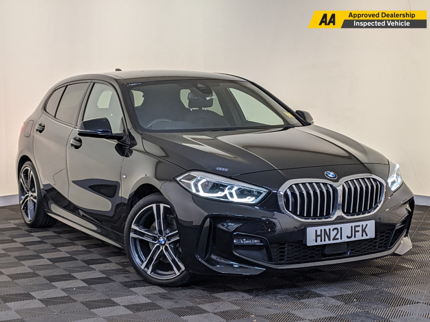 BMW 1 Series Listing Image