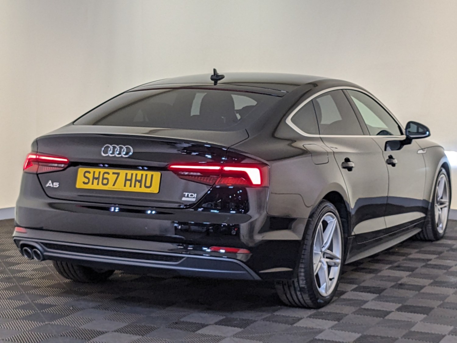 Audi A5 Listing Image