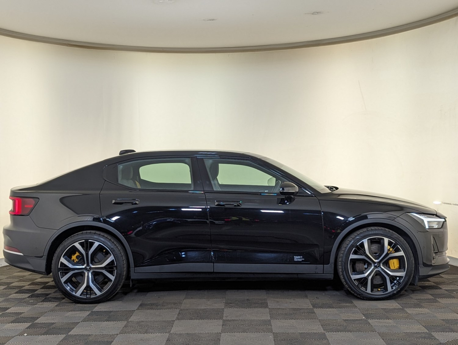 Polestar Polestar 2 Listing Image