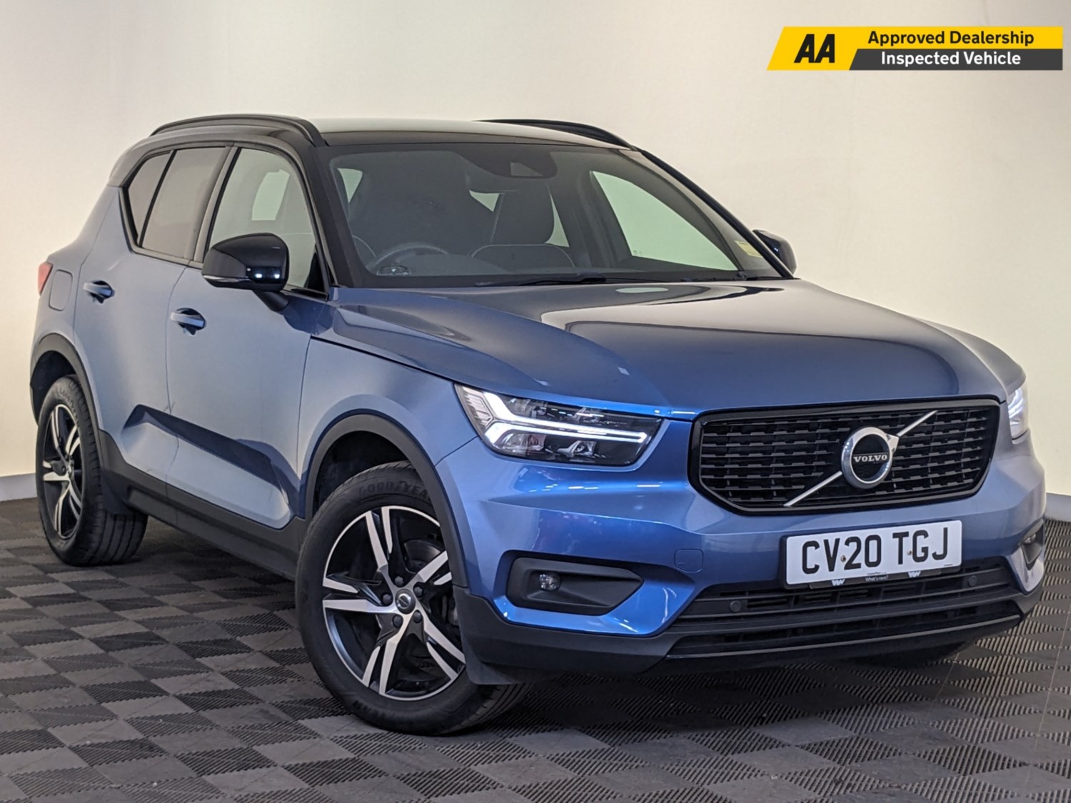 Volvo XC40 Listing Image