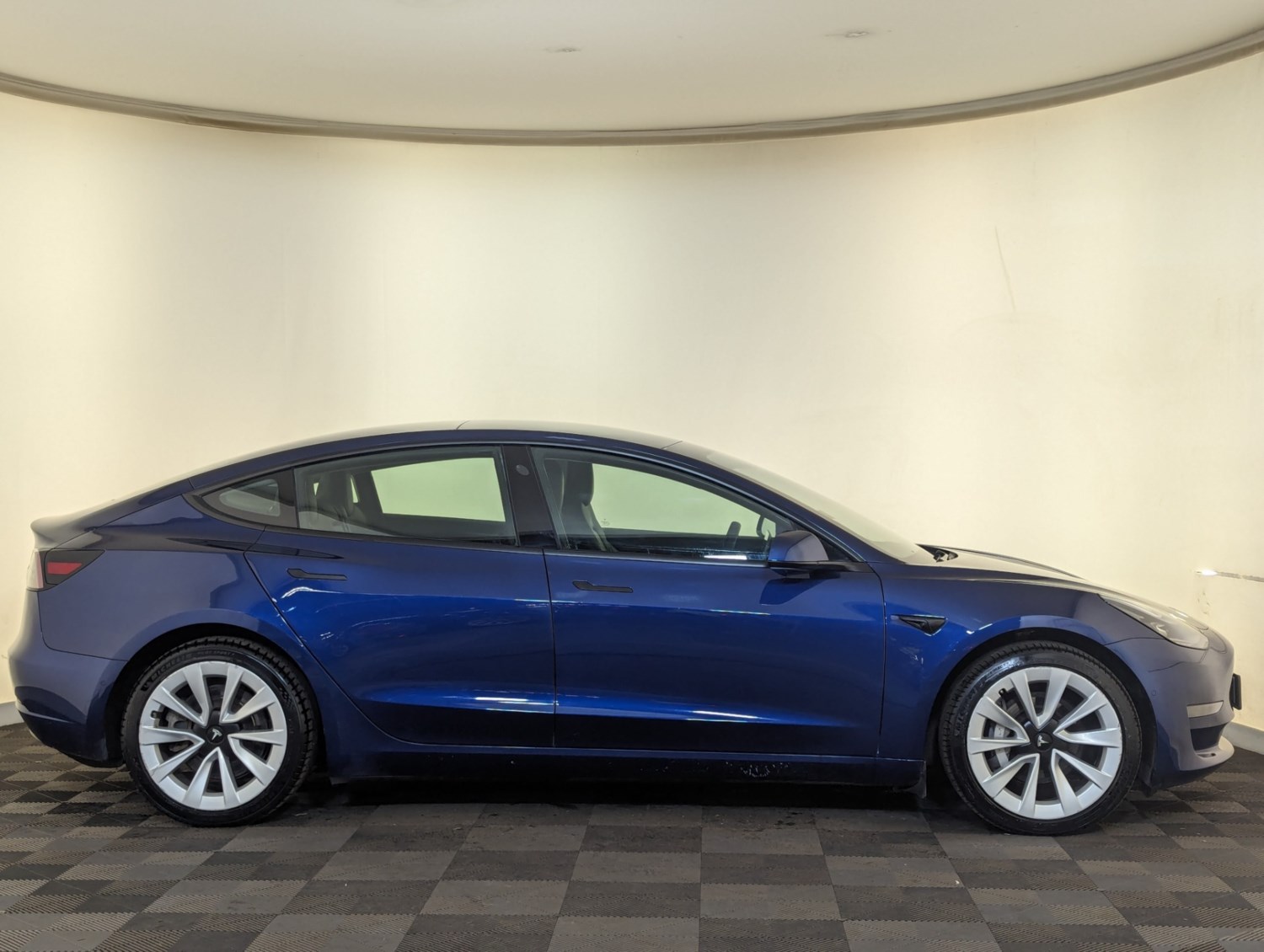 Tesla Model 3 Listing Image