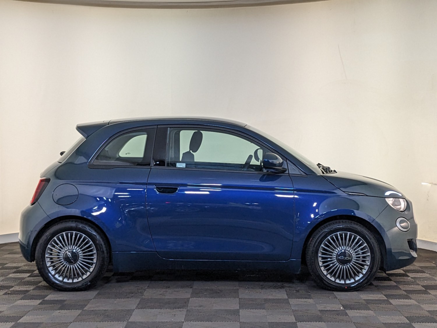 Fiat 500 Listing Image