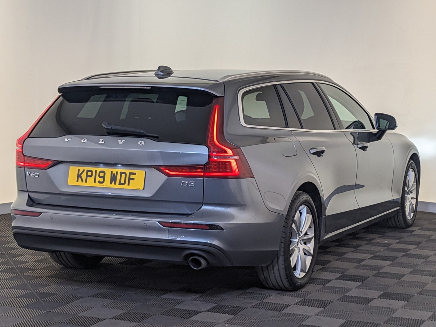 Volvo V60 Listing Image