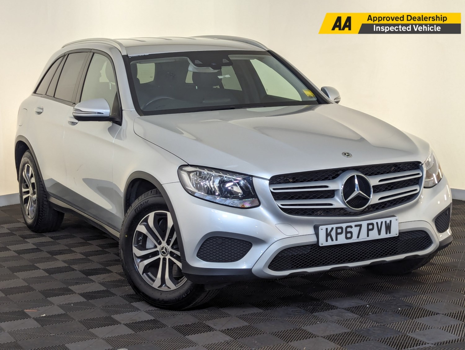 Mercedes-Benz GLC Listing Image