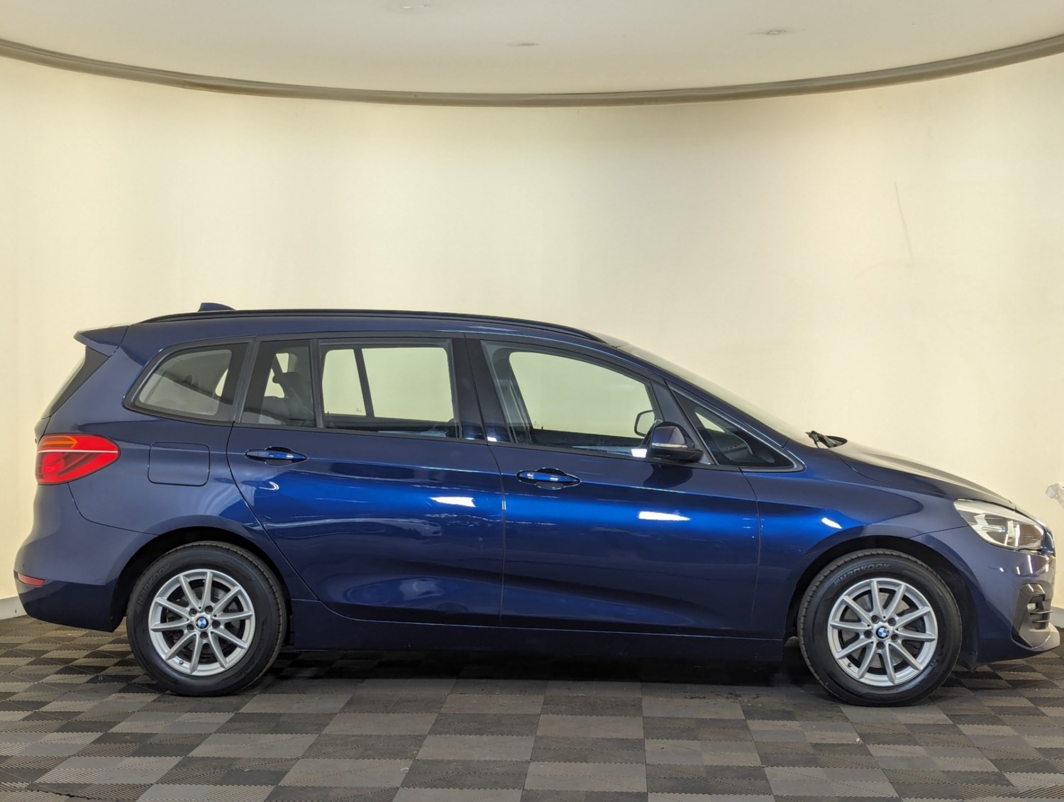 BMW 2 Series Listing Image