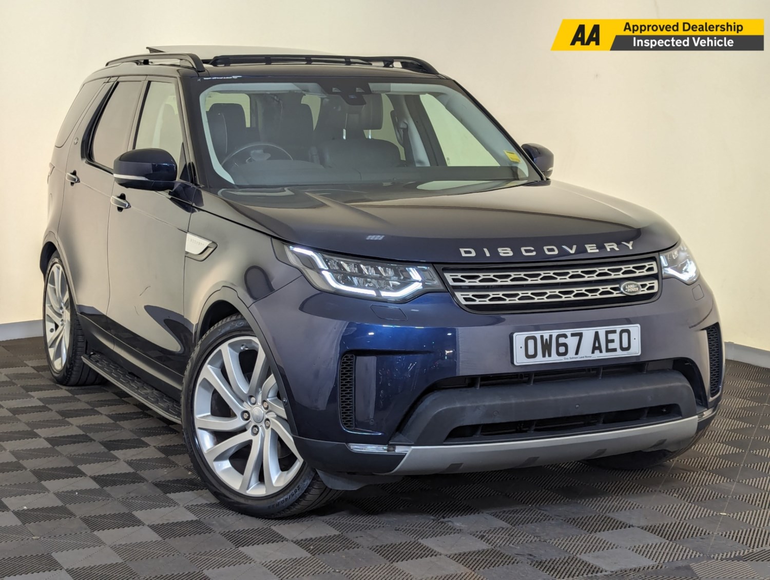 Land Rover Discovery Listing Image