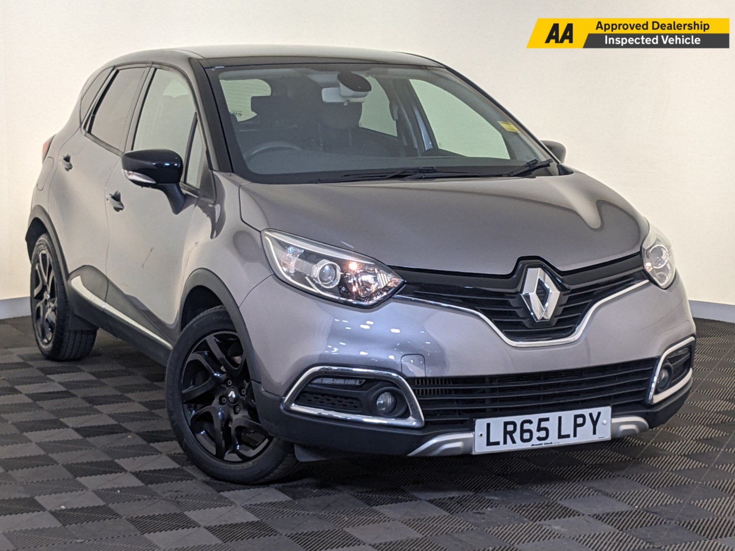 Renault Captur Listing Image