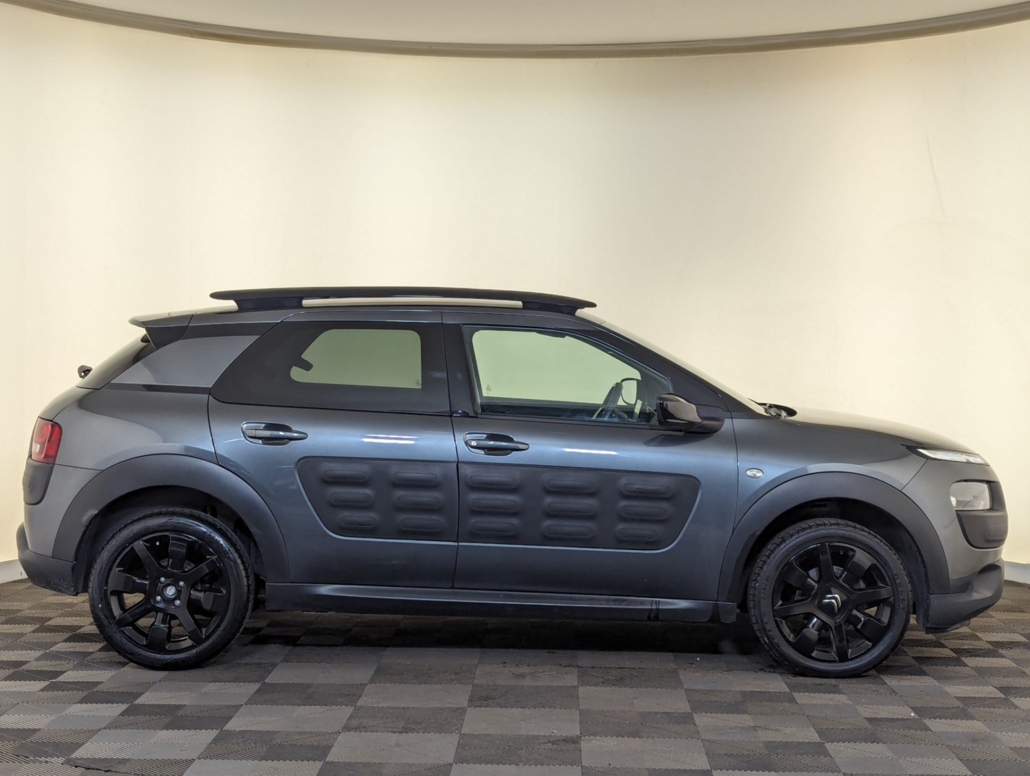 Citroen C4 Cactus Listing Image