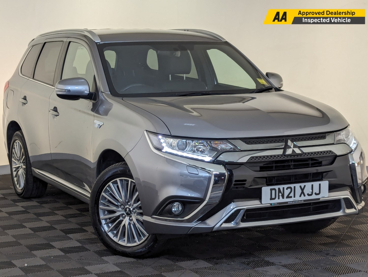 Mitsubishi Outlander Listing Image