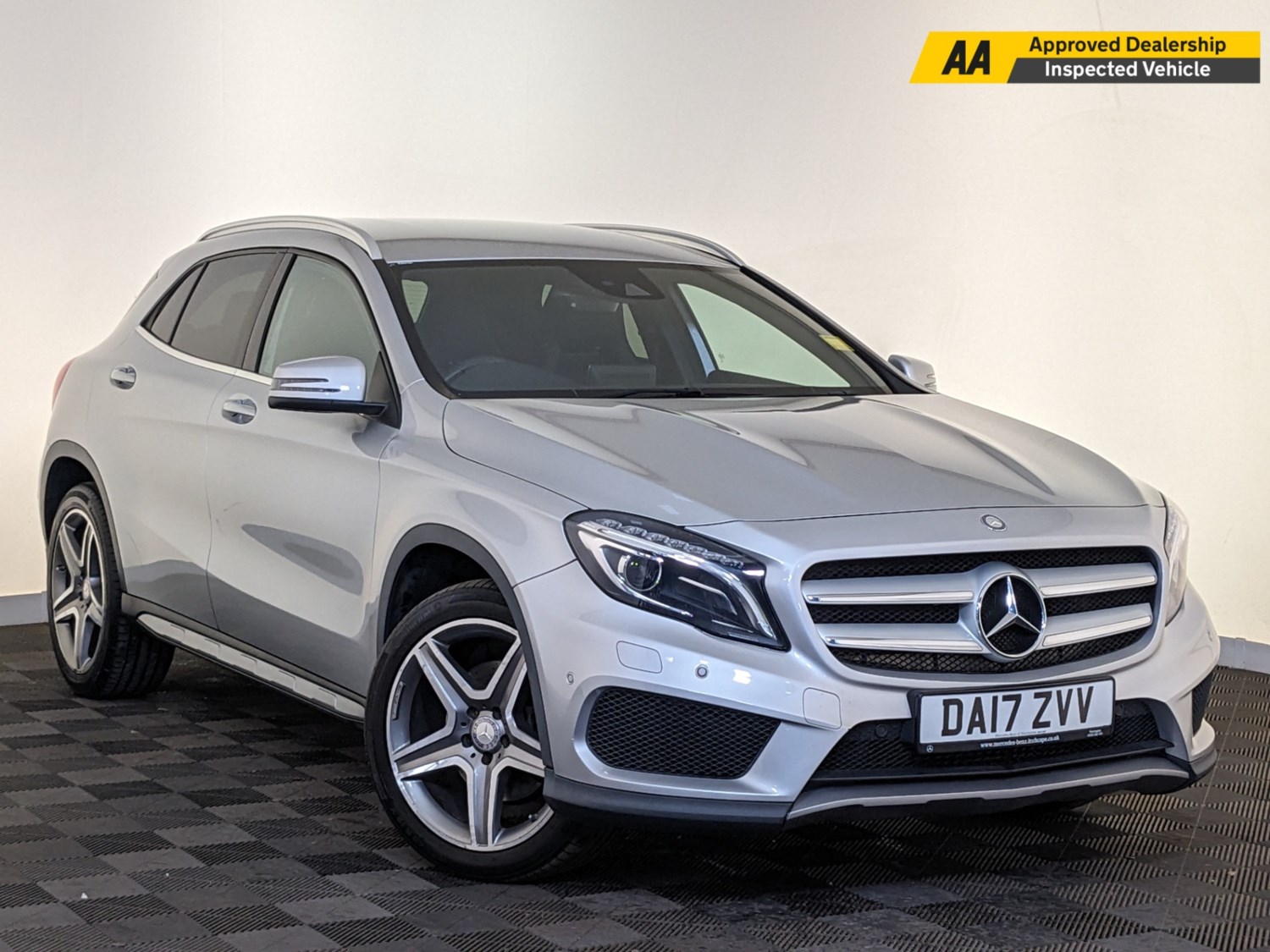 Mercedes-Benz GLA Listing Image